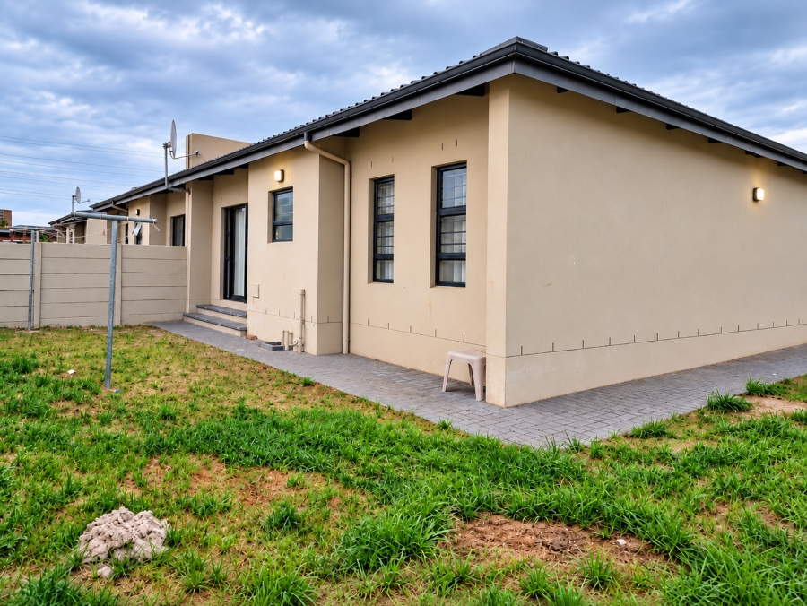 3 Bedroom Property for Sale in Marinda Park Western Cape